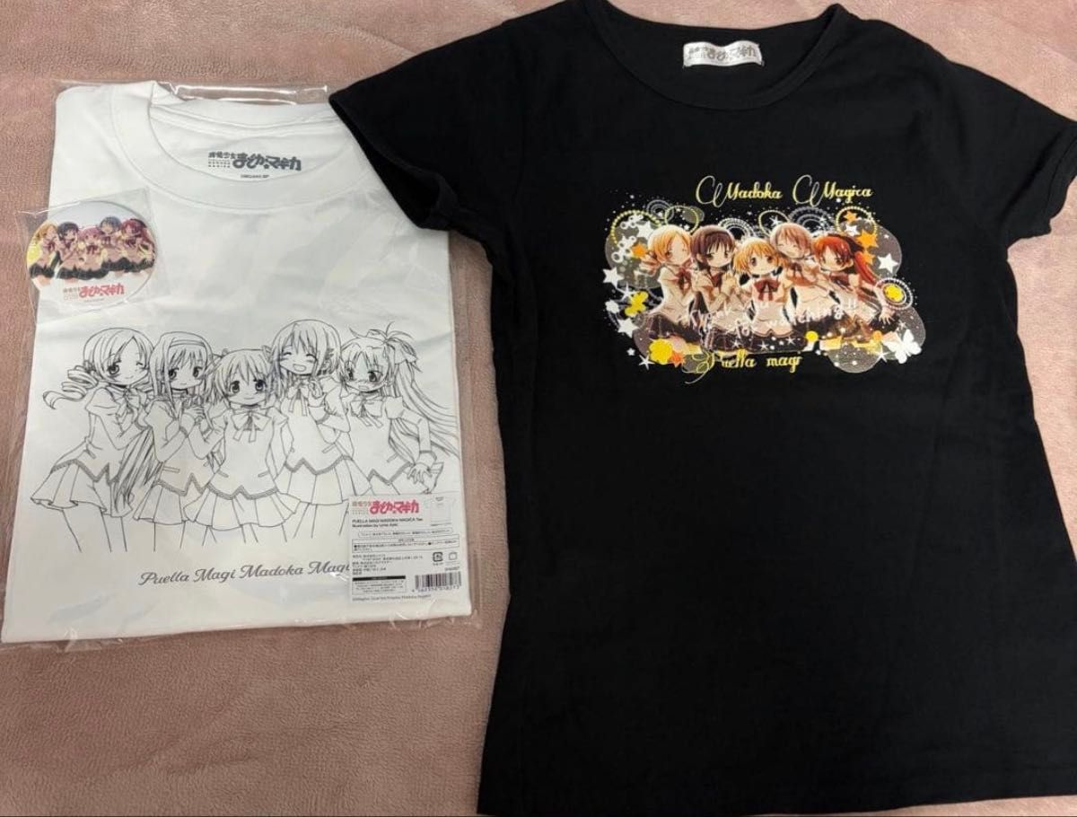 Rare Magical Girl Madoka Magica Madoka T-shirt Homura Madoka Akiyuki Shinbo 2 pieces with can badges