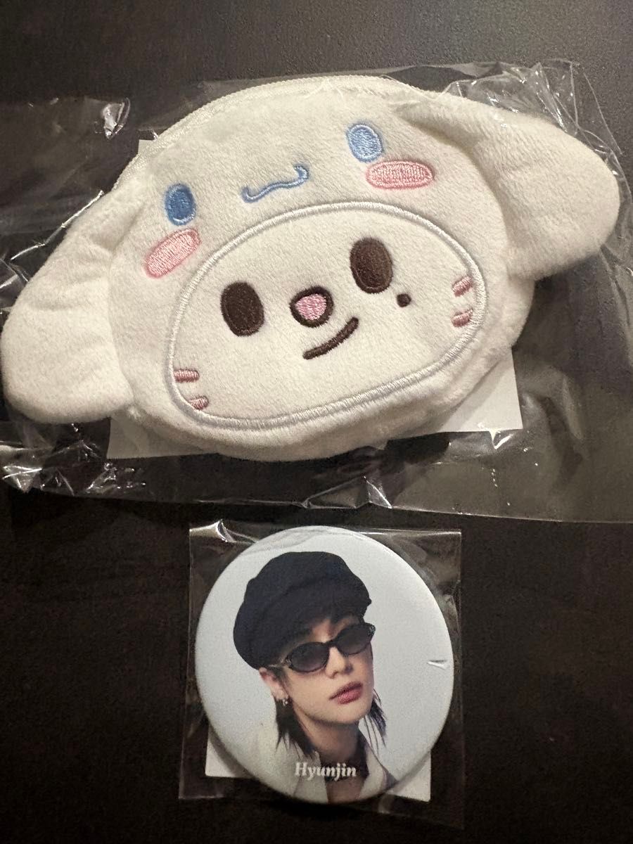 Stray Kids Hyunjin Cinnamoroll Can Badge + Can Badge Pouch RUN IT JAPAN SKZ Sanrio Jinillet