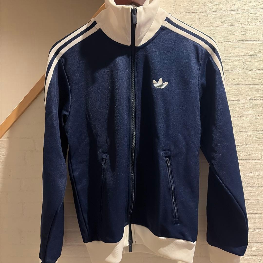 经典运动上衣　阿迪达斯Originals