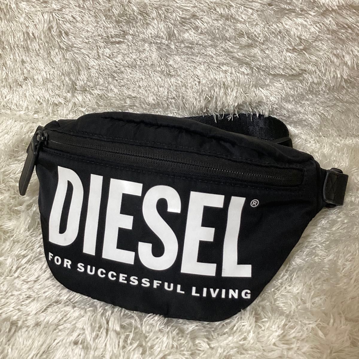 極美品 DIESEL ディーゼル ボディバッグ ウエストポーチ ブラック ロゴ