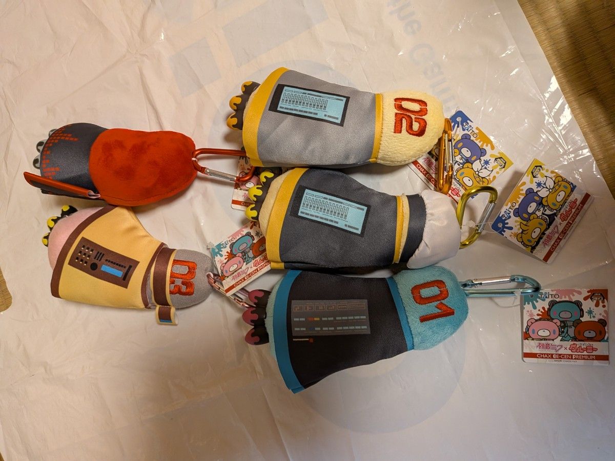 Chax GP × Hatsune Miku Original Design Spooky Arm Keychain – Megurine Luka, MEIKO, Kagamine Rin & Len, Gumi 5-Piece Set