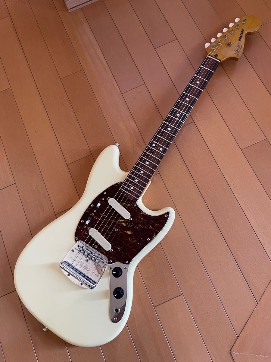 Squier by Fender ClassicVibe 60s Mustang Vintage White 电吉他