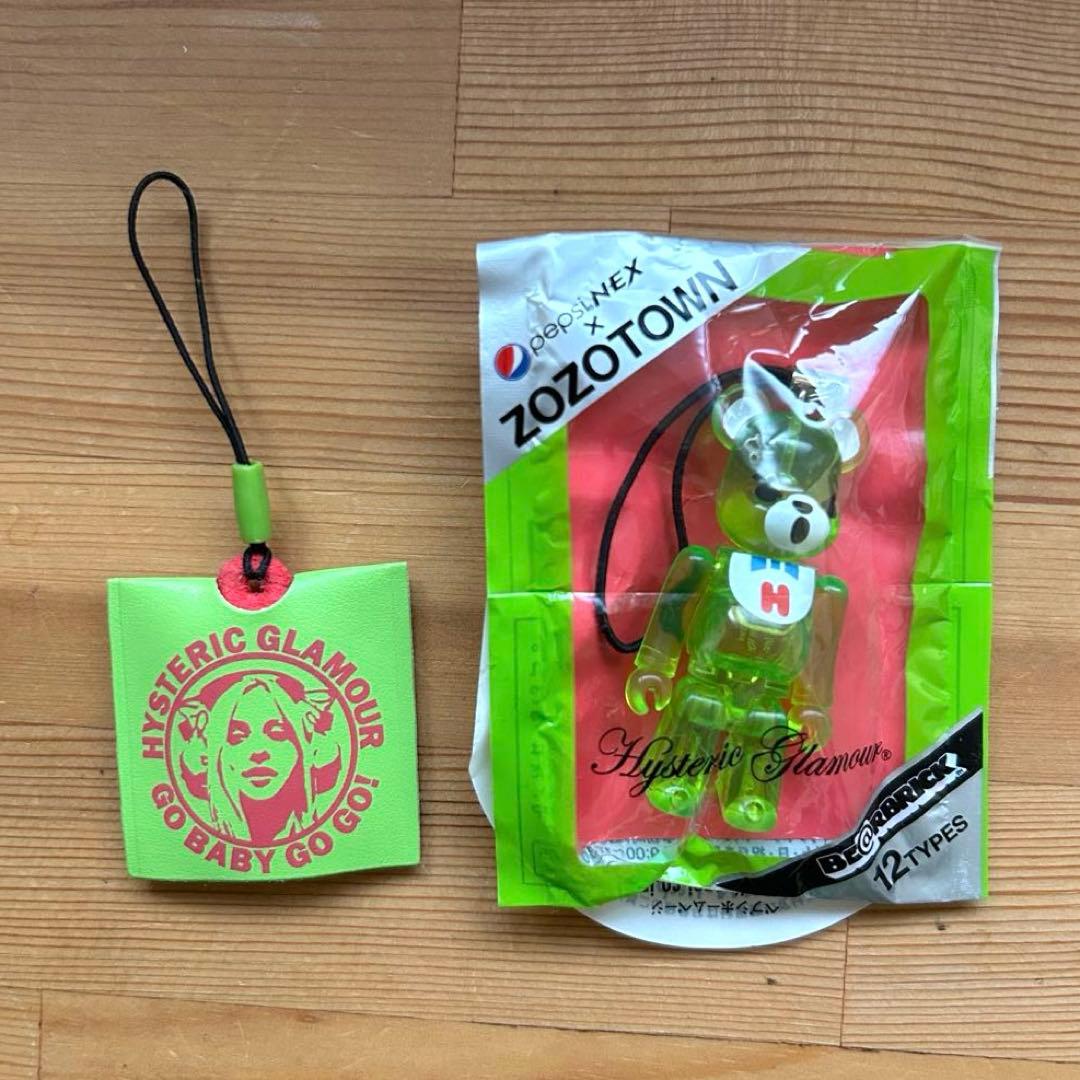 Hysteric Glamour Bearbrick & Mobile Cleaner