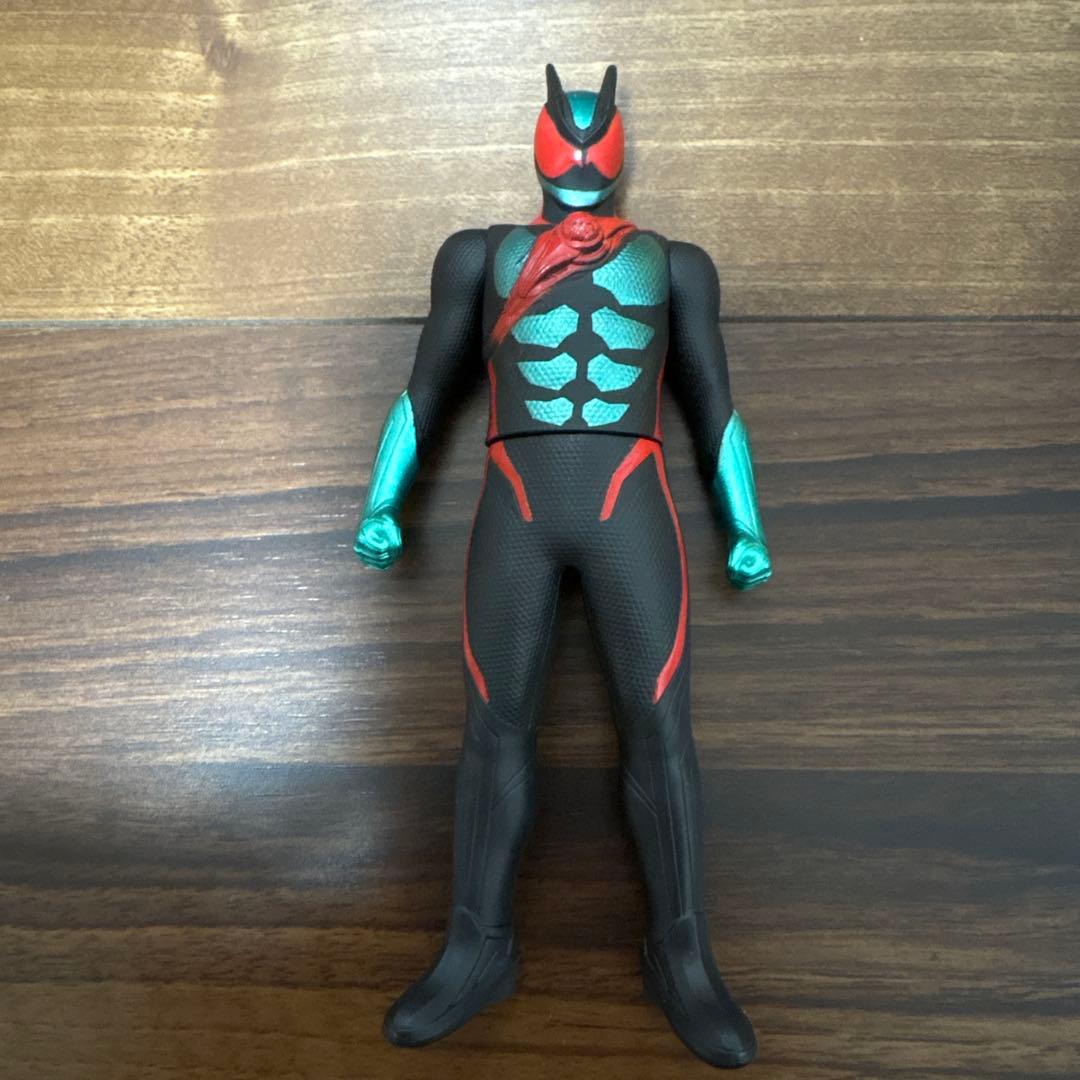 ライダーヒーローシリーズ 仮面ライダーゼッツ フィジカムインパクト ソフビ