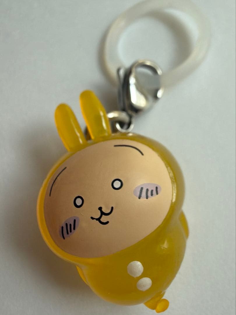 Chiikawa Mejiroshii Accessory Capsule Toy First Series Rabbit