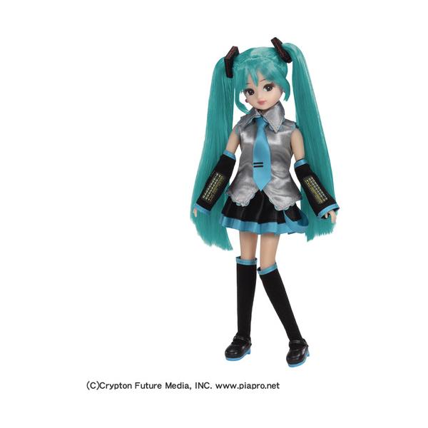 タカラトミー 初音ミク リカちゃん