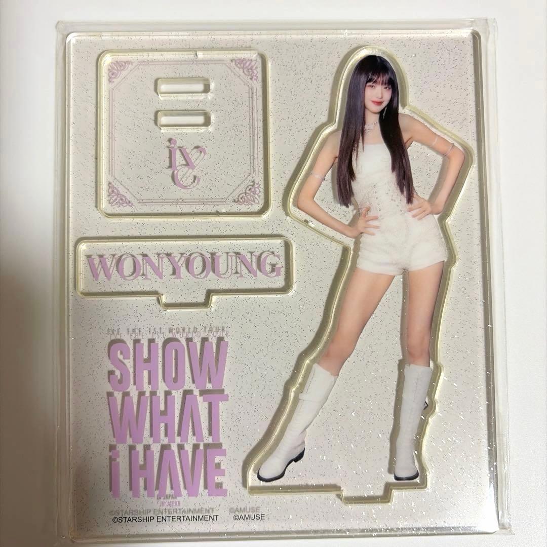 IVE Wonyoung WONYOUNG Acrylic stand 【 Price reduction negotiable 】