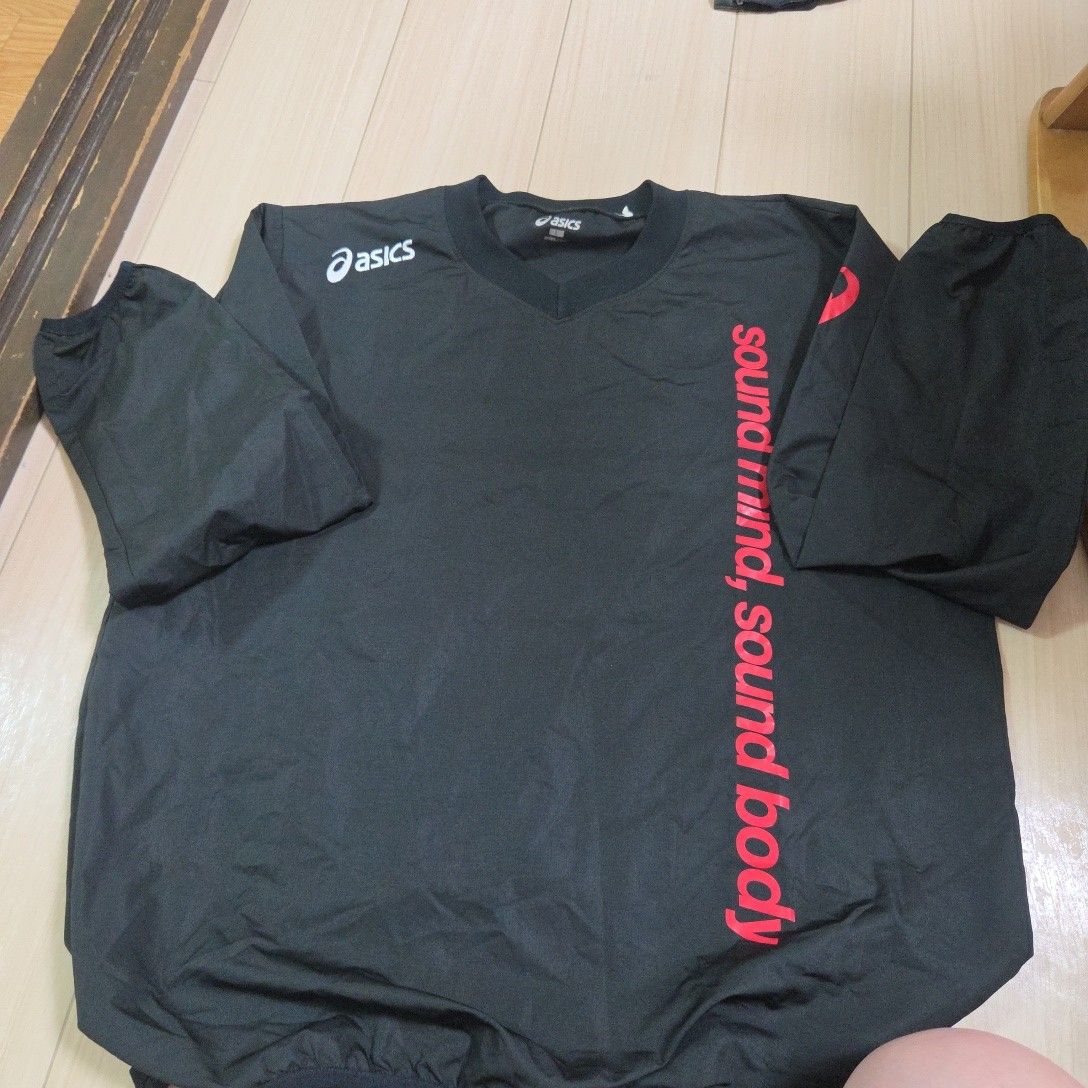 亚瑟士 ASICS 防风V领衬衫 黑色 健康身心