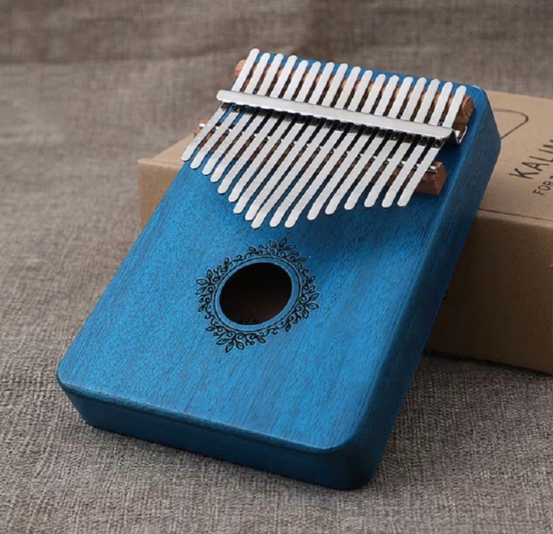 カリンバ 17キー 指ピアノ 鍵盤楽器 新品 青