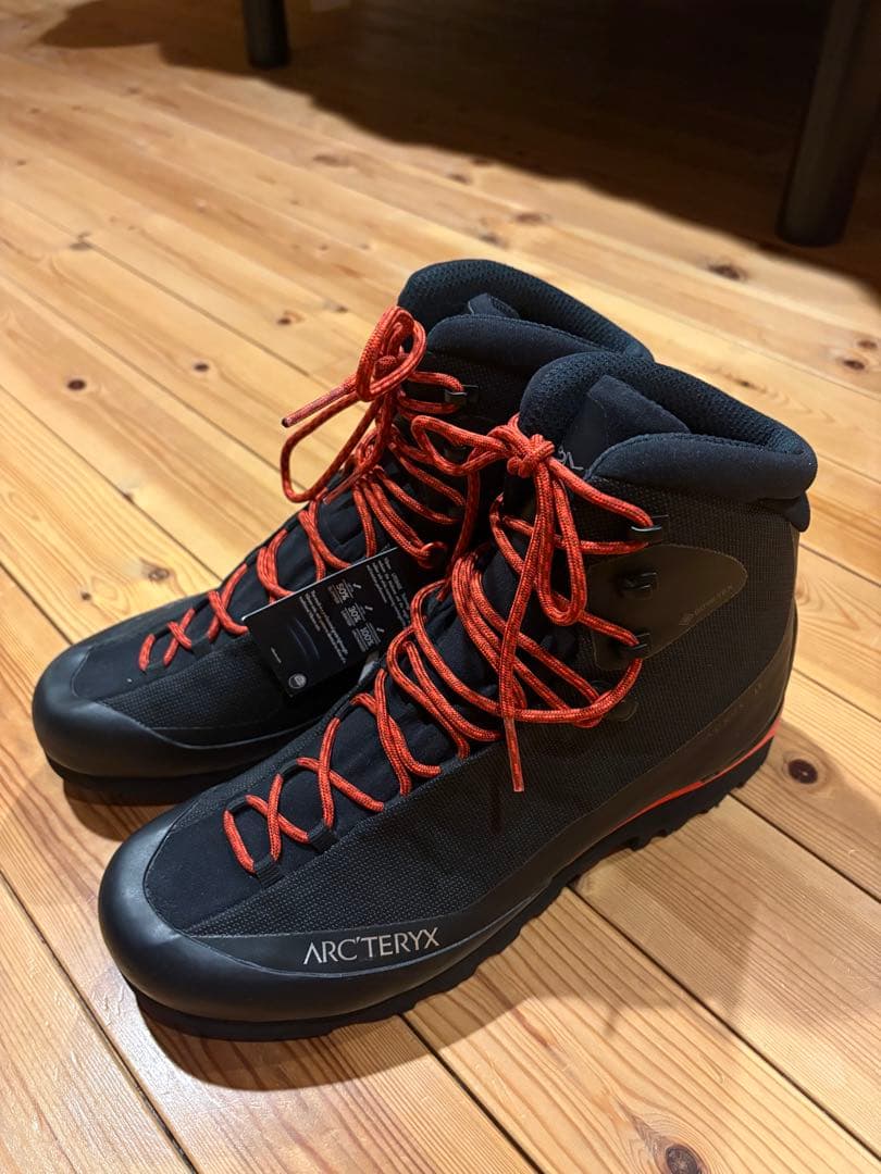 Arc 'teryx ACRUX LT GTX men' s 28cm新品未使用