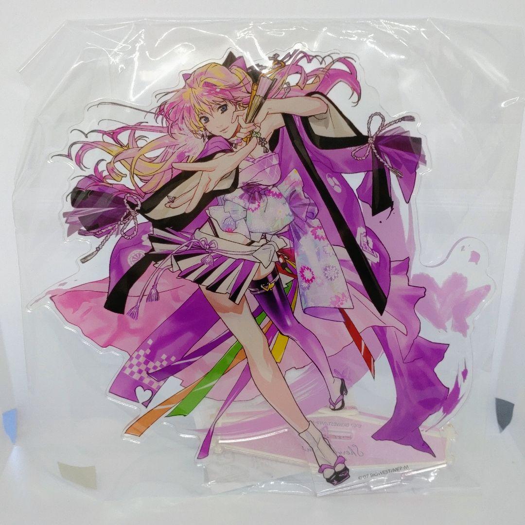Macross F Sheryl Acrylic Stand On Stage