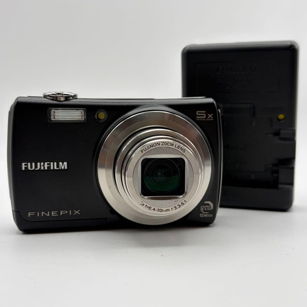 FUJIFILM FinePix F100fd ブラック コンパクトデジタルカメラ