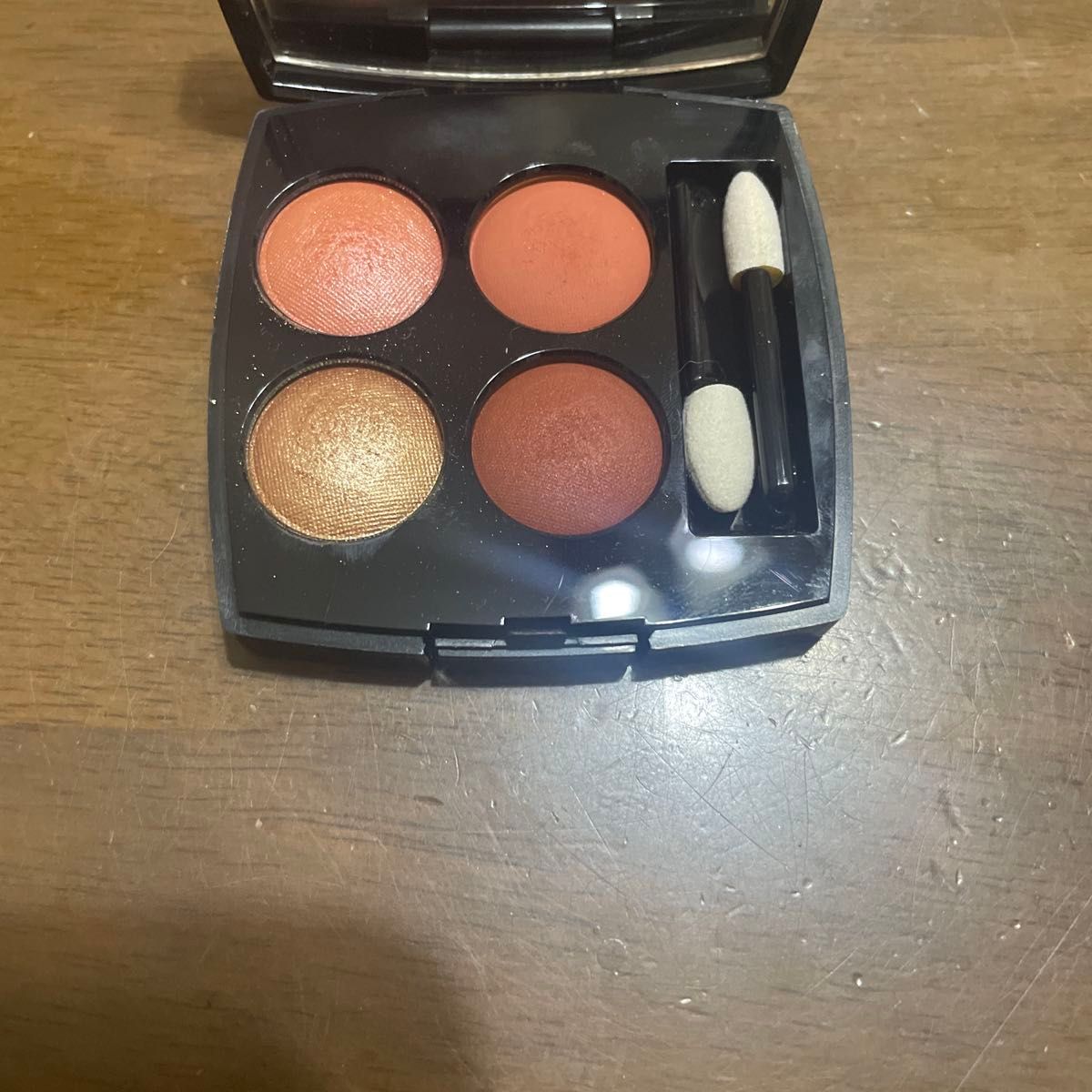 CHANEL レ キャトル オンブル 368 ゴールデン メドウ