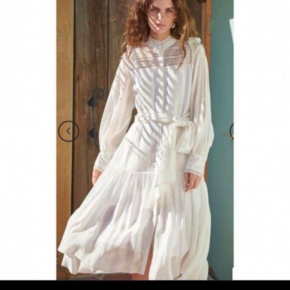 Sold out new Estella.K One Piece Lace White White Ladies Popular Dress Ruffle Lace Ribbon