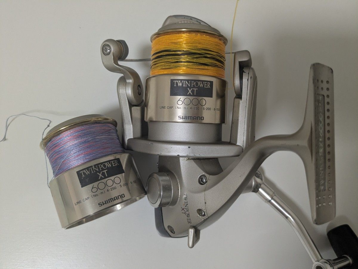 禧玛诺 TWIN POWER XT 6000 拖轮，附替换线杯