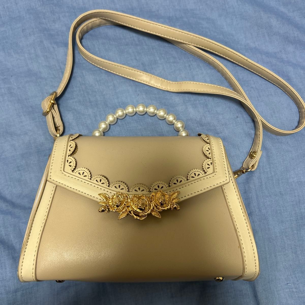 women's axes pearl handle gold rose embellished shoulder bag beige