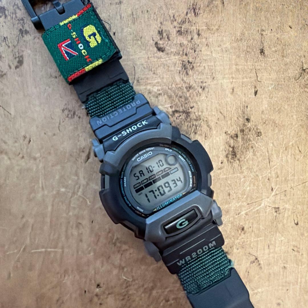 Limited to 1,500 pieces in London; 90s CASIO G-SHOCK DW-002K