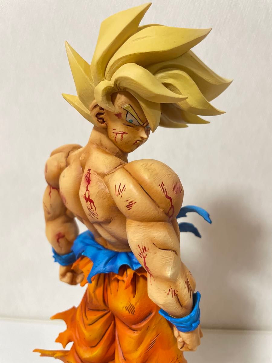 Ichibankuji Dragon Ball: The Chronicle of Goku - C Prize Super Saiyan Son Goku Masterlise Repaint