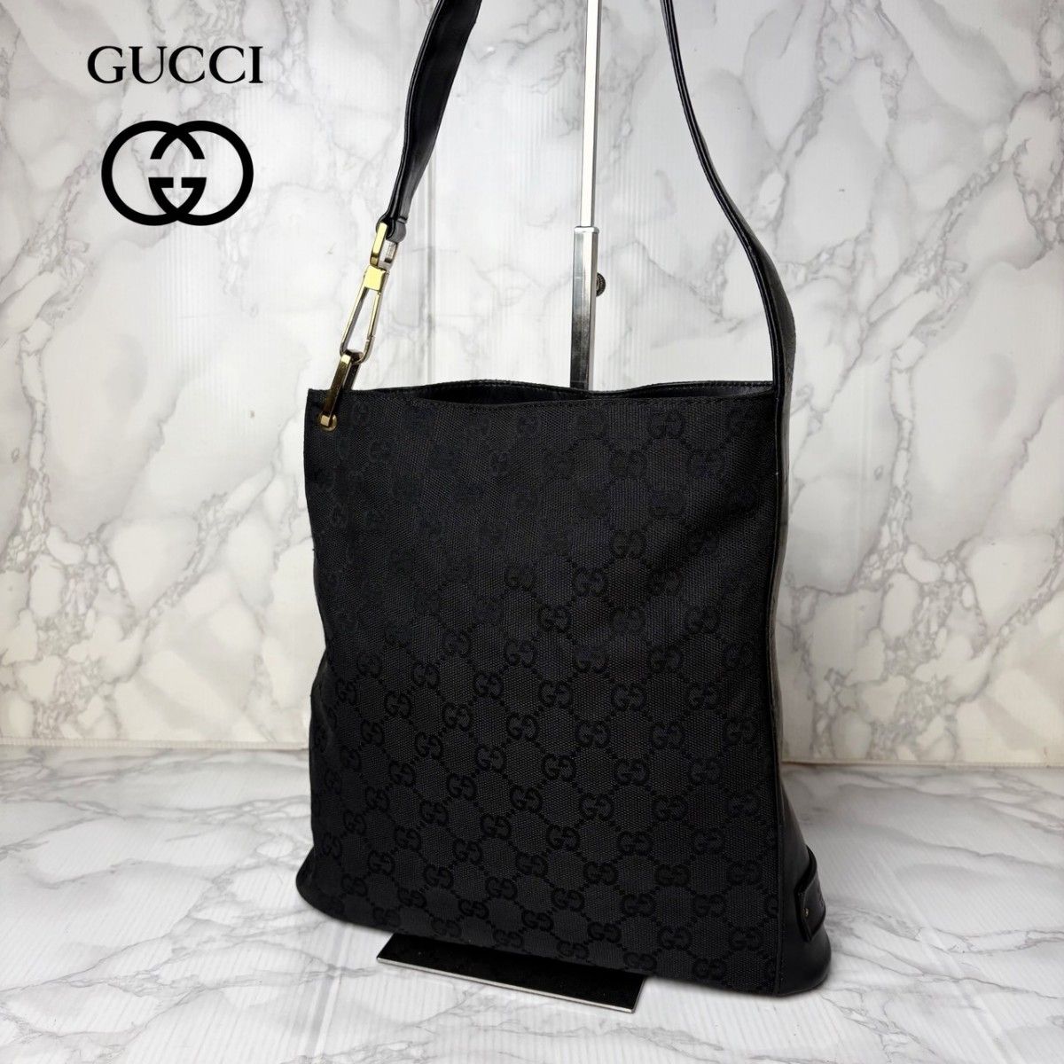 051 品相极佳 GUCCI 古驰 单肩包 单肩挎包 GG帆布 肩背 GG图案 黑色