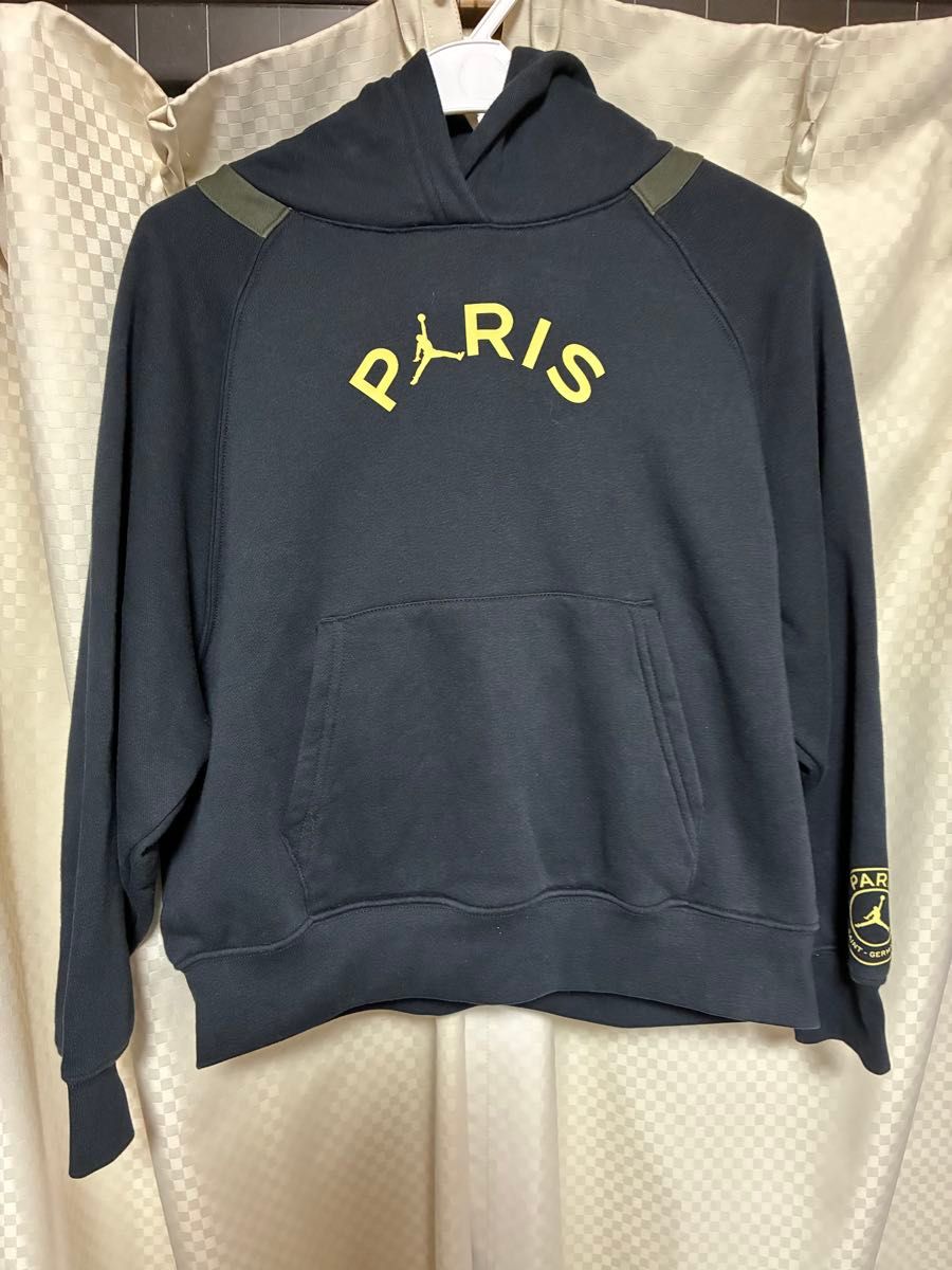 NIKE JORDAN PSG 巴黎圣日耳曼联名连帽衫 黑色