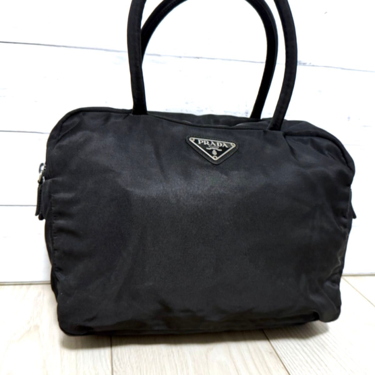 『实惠』 PRADA (普拉达)尼龙黑色手提包