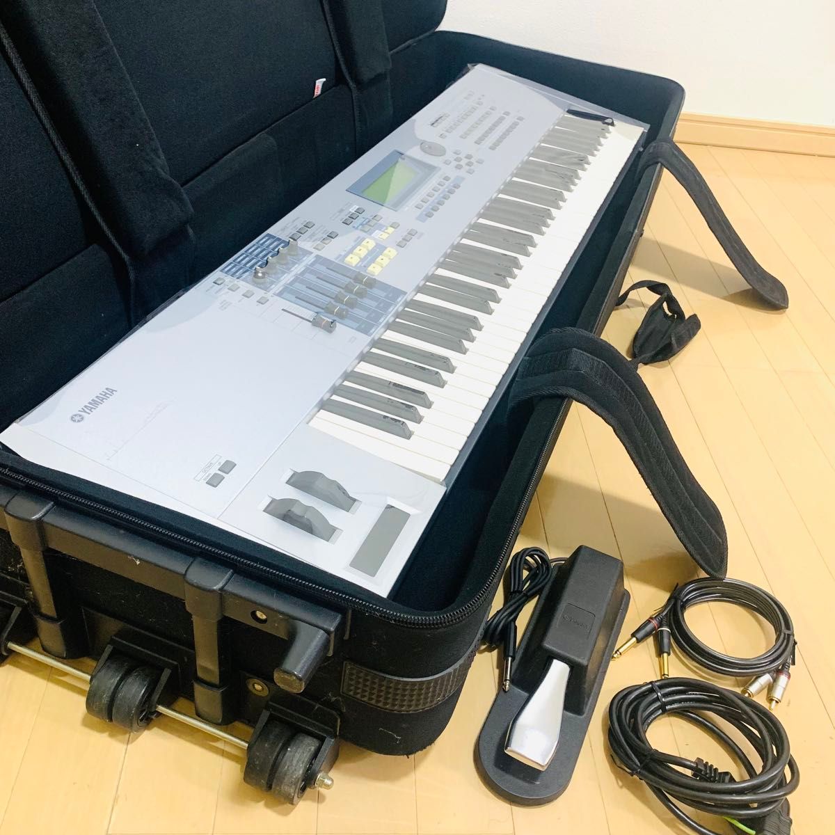 【动作品】YAMAHA MOTIF ES7 synthesizer 76键盘雅马哈合成器