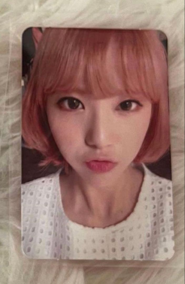宇宙少女 鲁达 LUDA 交易卡