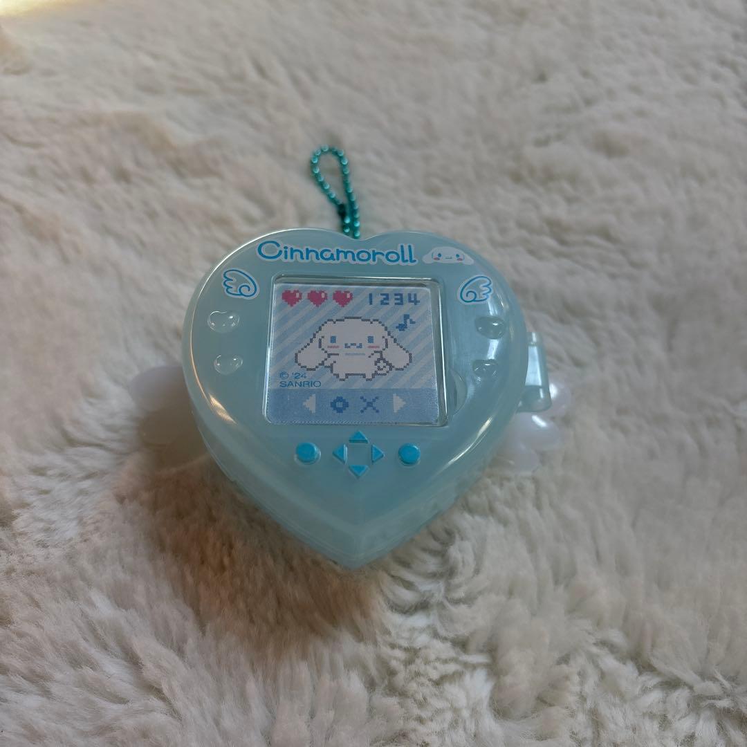 三丽鸥 水色之日 仿真游戏机风格挂件 玉桂狗