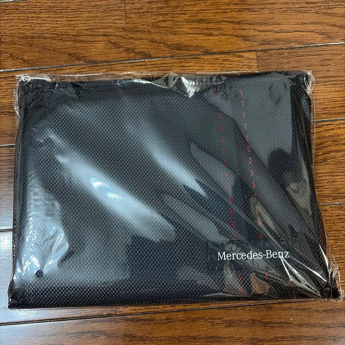梅赛德斯-奔驰 户外坐垫 休闲坐垫 非卖品,附网眼收纳袋