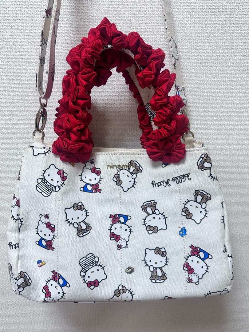 ninamew Hello Kitty Shoulder Bag