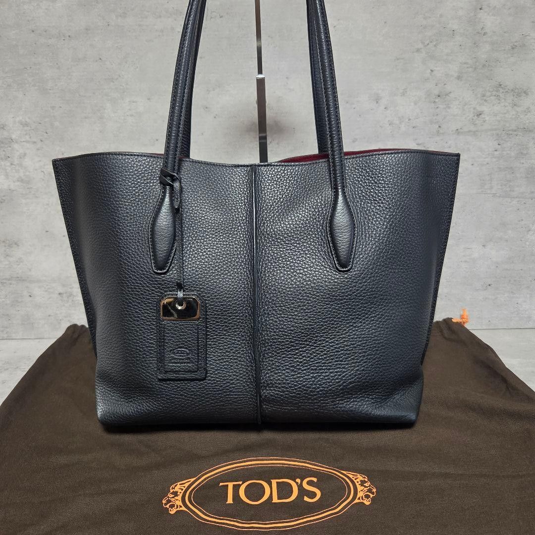 【TOD'S/トッズ】JOY/ジョイ/A4収納/トート バッグ/シボ革/イタリア製/シボ レザー/本革/大容量/チャーム/Tote