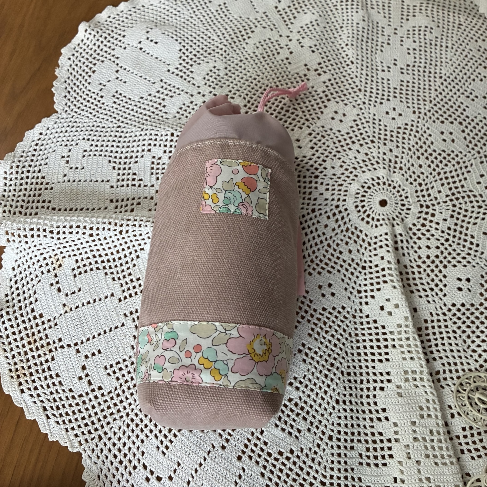 塑料瓶罩 (使用vintage帆布和liverty bezzi) 使用保冷保温片.即使上面湿了也放心