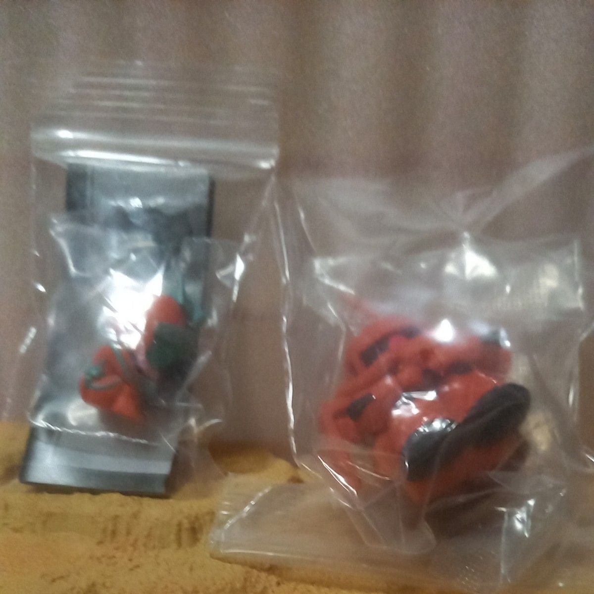 当夏亚专用扎古&普通服时 夏亚·阿兹纳布尔