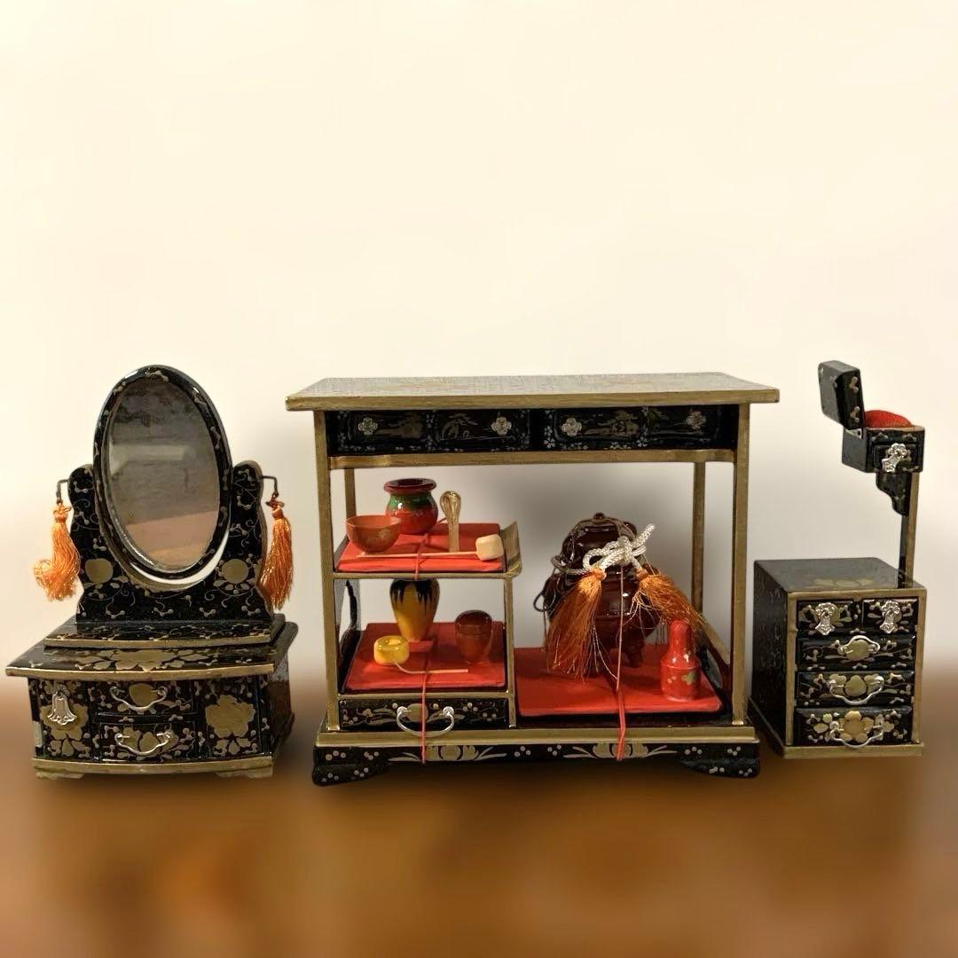 Large Hina Doll Accessories Set with Wooden Mirror Stand, Chest of Drawers, and Tea Ceremony Items, Showa Era