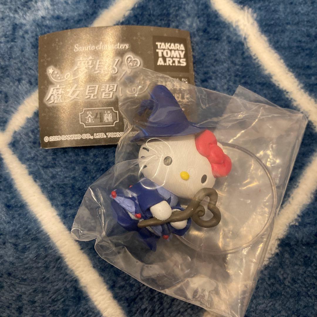 Sanrio Characters Dreaming Apprentice Witch Hello Kitty Figure