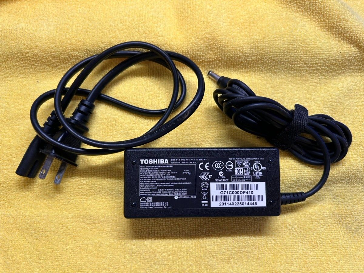 【純正】東芝 ACアダプタ　PA3917U-1ACA　ノートパソコン用　④
