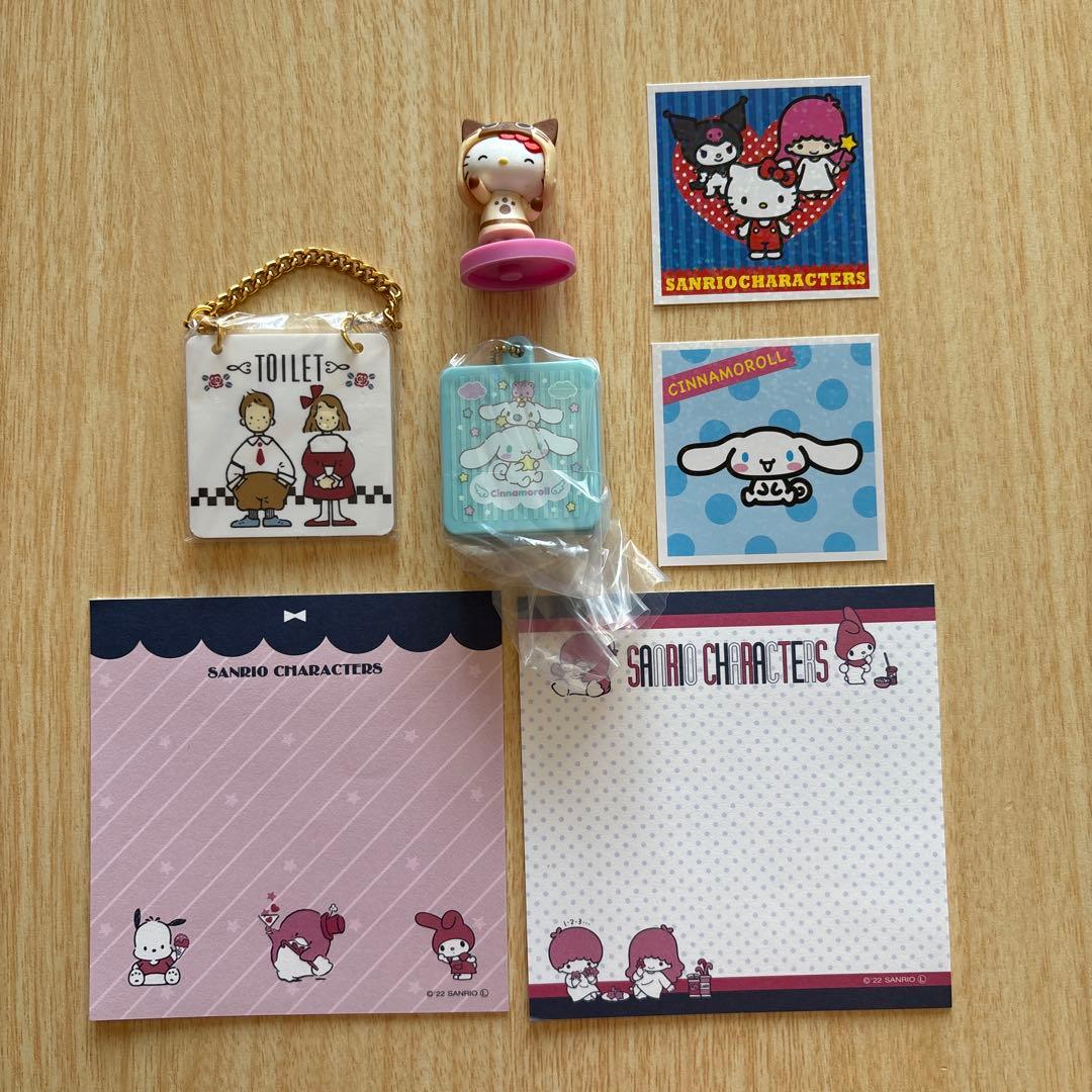 Sanrio Characters Kitty, Cinnamoroll, and The Board Bill Duo Assorted 7-Piece Set
