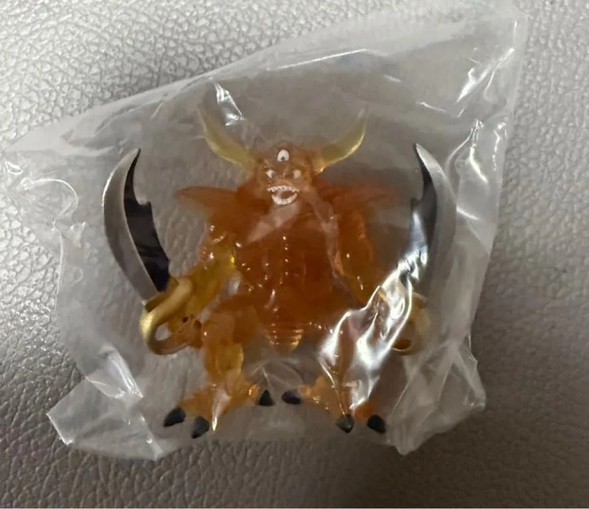 勇者斗恶龙 水晶怪物 艾斯塔克 手办
