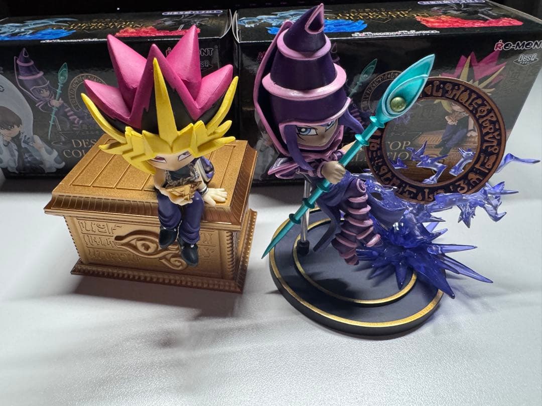 Yu-Gi-Oh! Desktop Collection Figure Black Magician Memo Stand