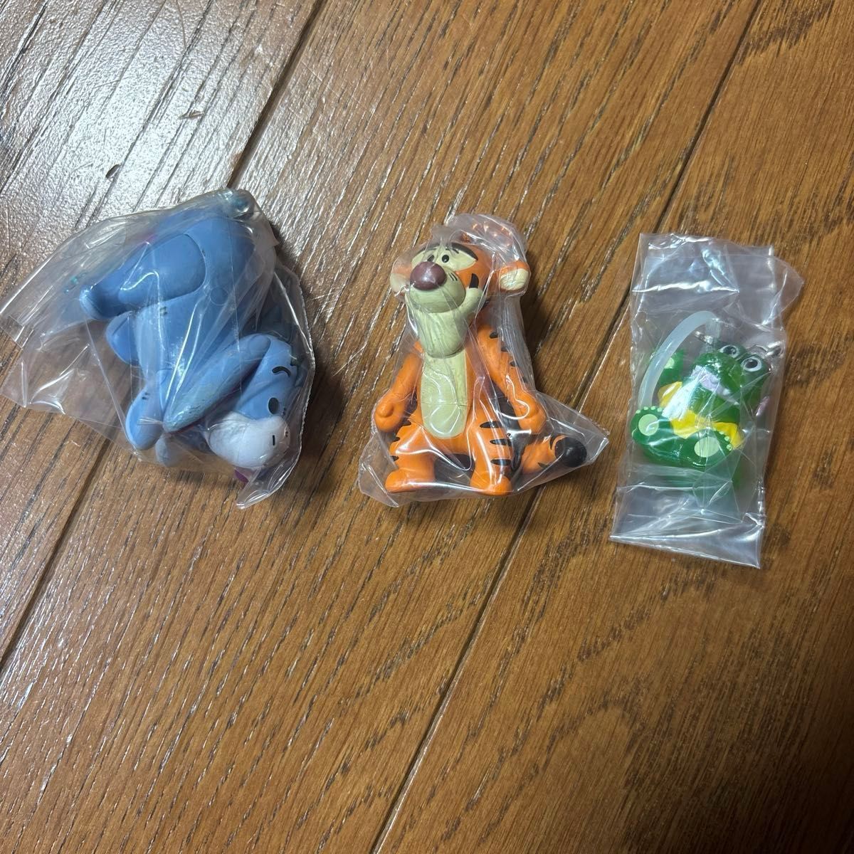 小熊维尼 手办 2个套装 伊尤 跳跳虎 吉祥物和倔强小猪吉祥物