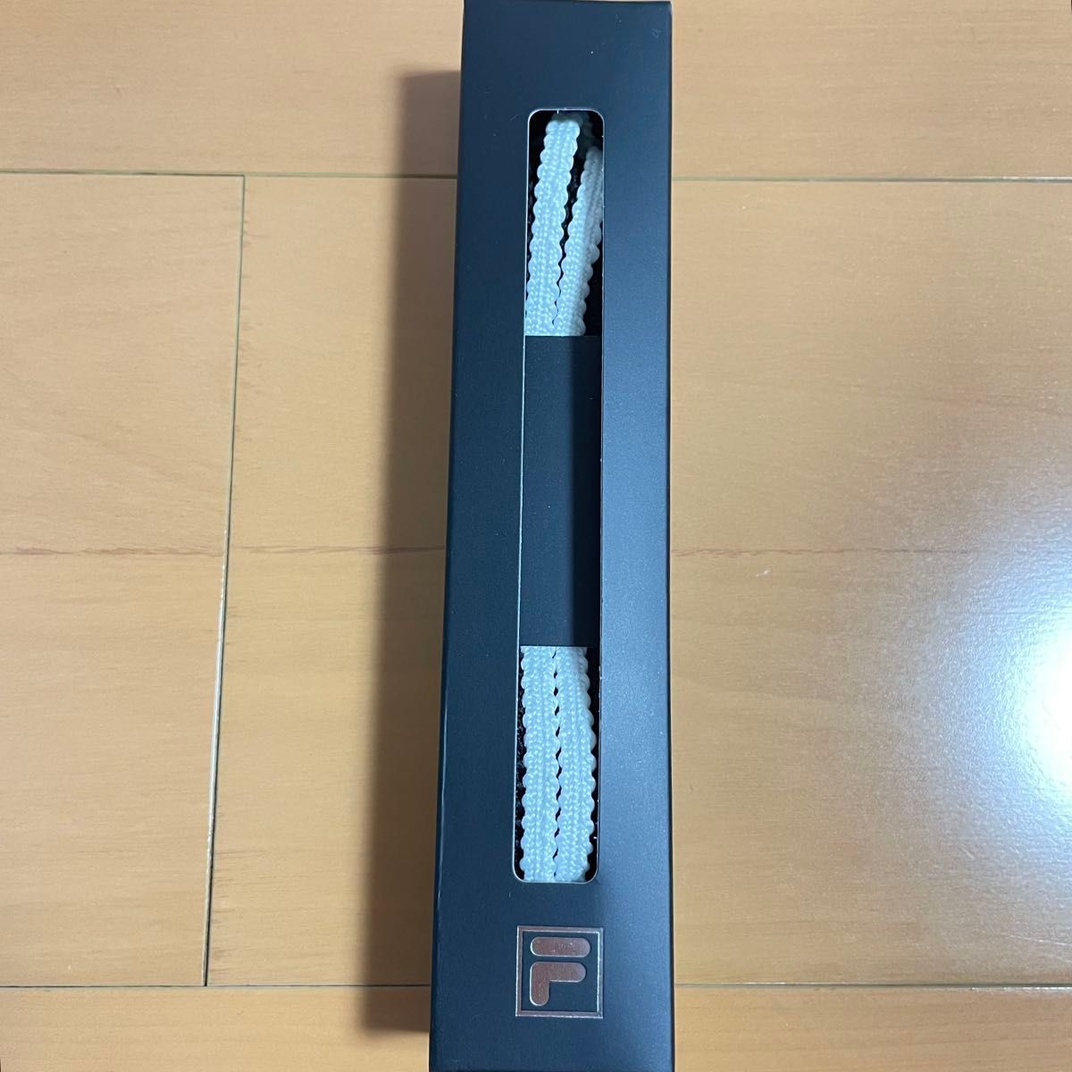 未使用 FILA 菲拉鞋带 白色 黑色