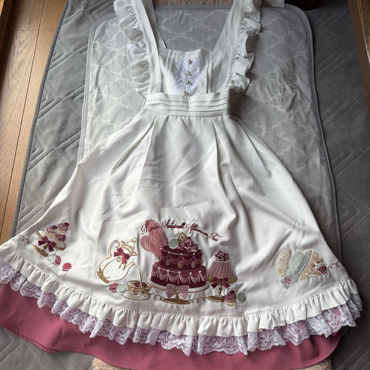 amavel Marie Antoinette Afternoon Tea 连衣裙 白色 池袋店限定色