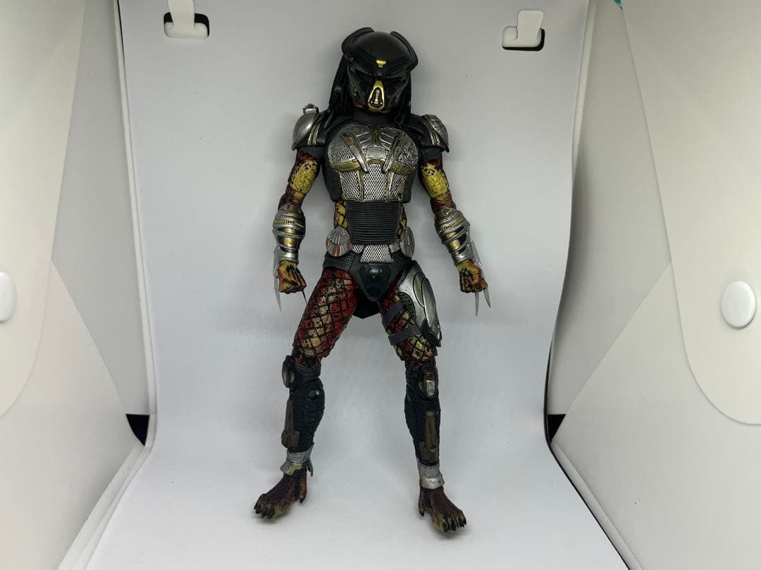NECA 逃亡者铁血战士 铁血战士