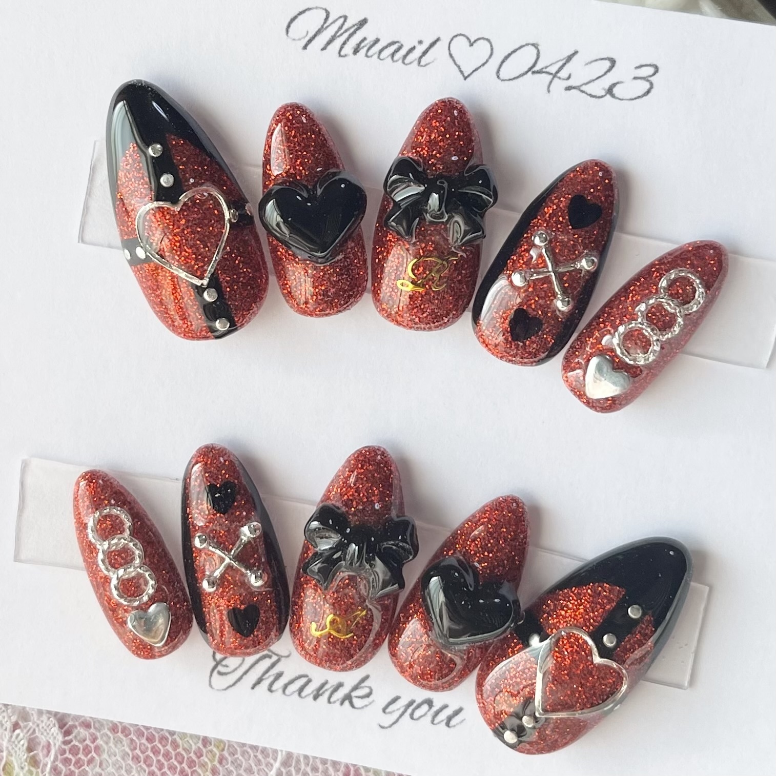 Red Glitter × Black Rock Nail Nail Tips