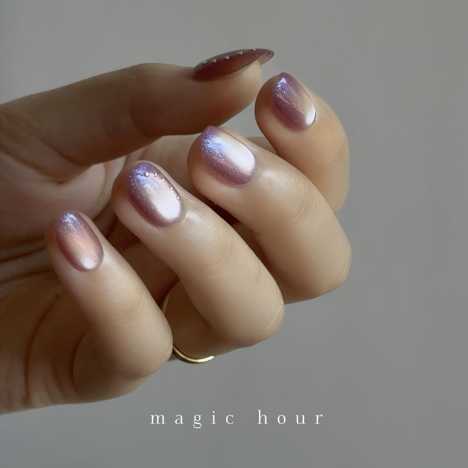 -Thin and Bright - Pink x Blue Glitter Magnet Nail Tips