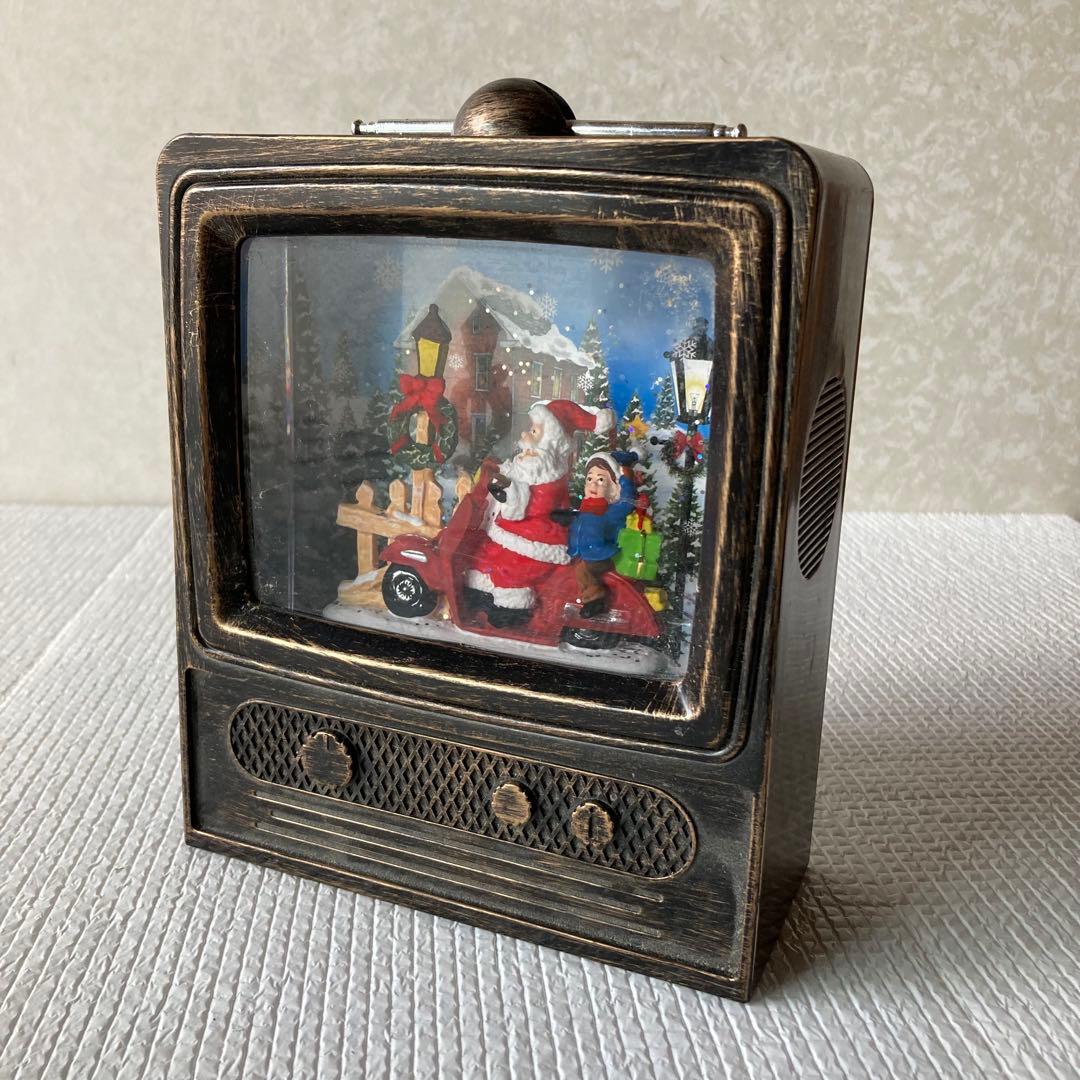TS28 [Junk Item] Snowing Musical Stand Retro TV Type
