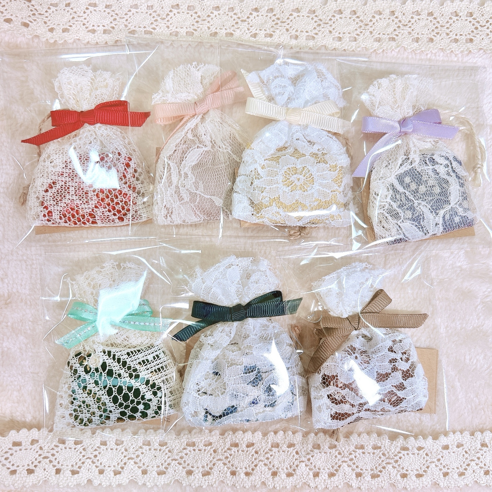 【随机】手工缝制蕾丝香包(1个)
