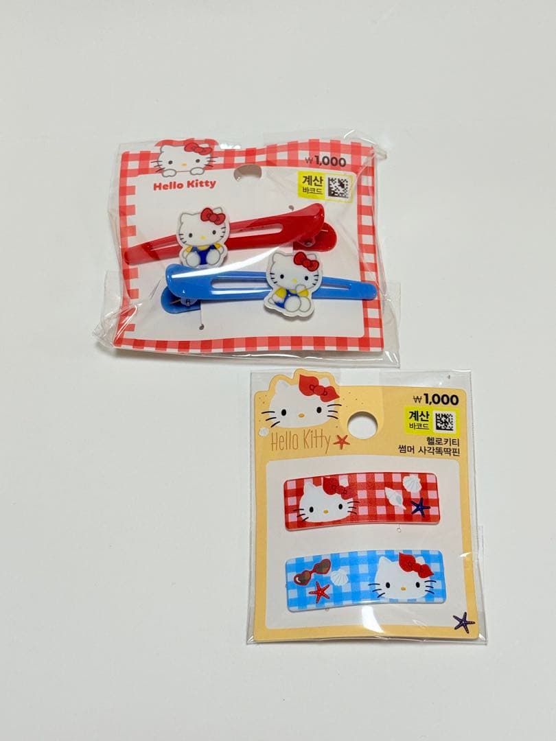 Daiso Korea Hello Kitty Hair Clips, Set of 2 Styles, 4 Pieces, New and Sealed