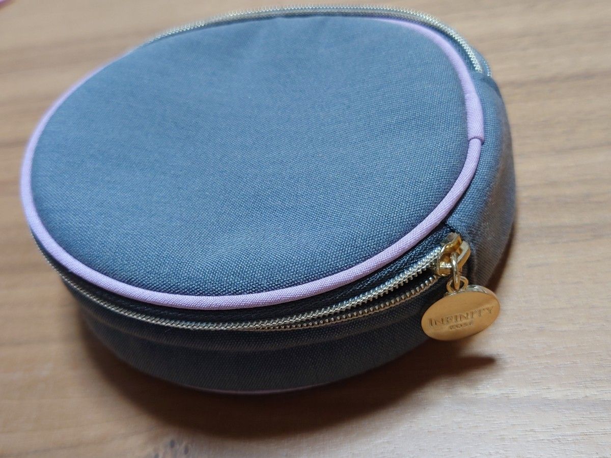 [Not for sale, unused] KOSE Kose Infinity Round Pouch