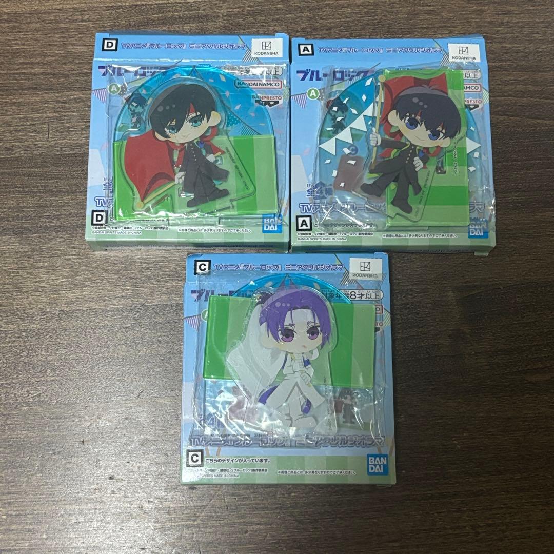 ◆Blue Lock Mini Acrylic Diorama 3-Piece Set: Ryo Itoshi, Seiichi Kiyose, Reo Mikage